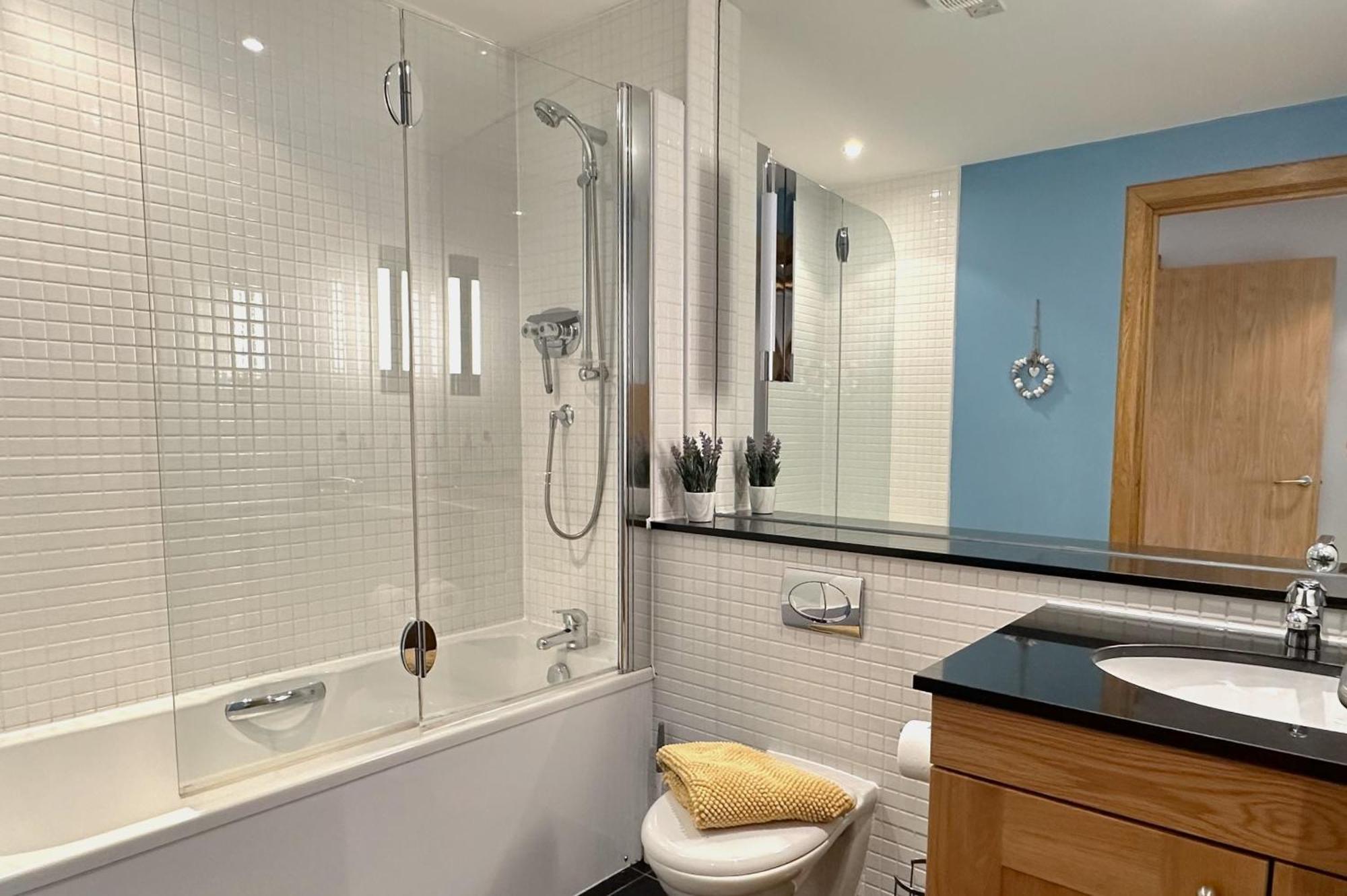 No2 The Links Apartment, Apartment Brora